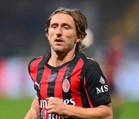 意甲爆大冷！AC米兰主场被弱旅逼平，赛后评分出炉，全场最佳竟是他！