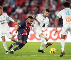 欧冠焦点战!拜仁主场狂潮碾残阵,里斯本竞技客场求生难破魔咒