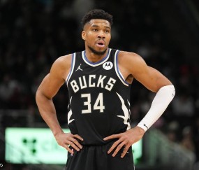 勇士领跑字母哥争夺战 8换2重磅交易方案曝光